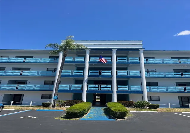 Homes for sale in St Petersburg, FL | 5970 80th St N #101, St Petersburg, FL 33709 | MLS# TB8468692