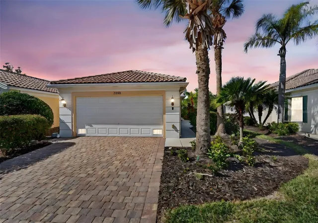 Photo 1 of Sale Pending at 7526 Quinto Dr, Sarasota, FL 34238 | MLS# A4679786 | Listing updated on 2026-04-06