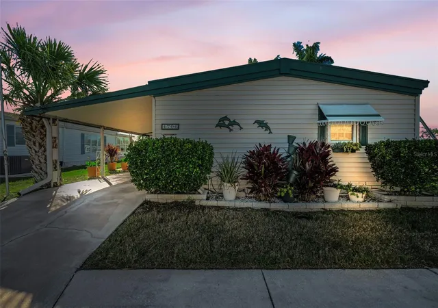 Homes for sale in Holiday, FL | 4706 Burney Dr, Holiday, FL 34690 | MLS# TB8468709