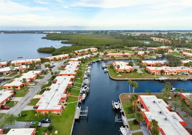Homes for sale in Bradenton, FL | 9527 Azure Cvs, Bradenton, FL 34210 | MLS# A4679796