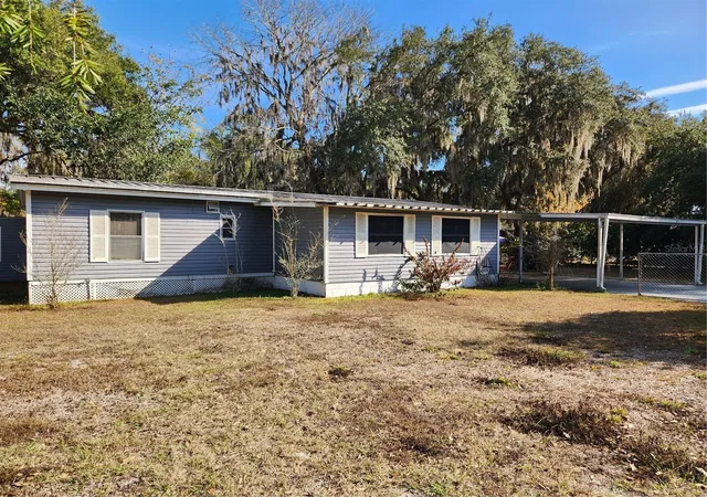 Homes for sale in Lake Panasoffkee, FL | 2289 Cr 436a, Lake Panasoffkee, FL 33538 | MLS# OM717399
