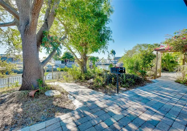 Photo 3 of Single family home for sale at 21064 Higgs Dr, Port Charlotte, FL 33952 | MLS# N6142612 | Listing updated on 2026-09-13