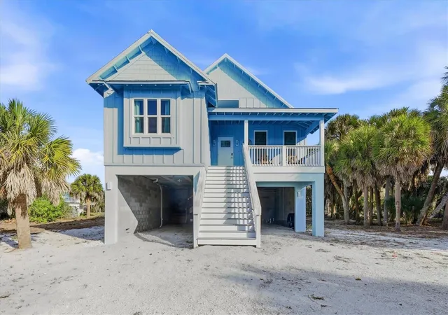 Photo 2 of Single family home for sale at 19 Lemon Bay Ln, Placida, FL 33946 | MLS# D6145820 | Listing updated on 2026-04-27