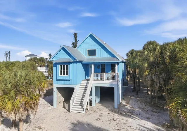 Photo 2 of Single family home for sale at 19 Lemon Bay Ln, Placida, FL 33946 | MLS# D6145820 | Listing updated on 2026-04-27