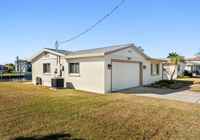 Photo 4 of Single family home for sale at 5003 Commonwealth Rd, Palmetto, FL 34221 | MLS# A4679863 | Listing updated on 2026-08-18