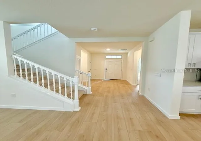 4th image of 16827 Hobe Sound Ct, Winter Garden, FL 34787 | MLS# O6376919