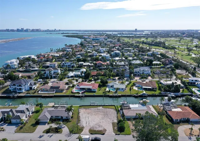 4th image of 536 Gunwale Ln, Longboat Key, FL 34228 | MLS# A4679888