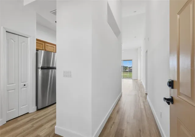 5th image of 803 Fairwaycove Ln, BRADENTON, FL 34212