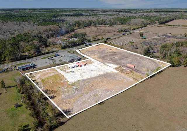 Photo 1 of Sale Pending at 3824 State Rd 33, Clermont, FL 34714 | MLS# O6377164 | Listing updated on 2026-09-14