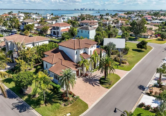 2nd image of 1005 Bogey Ln, Longboat Key, FL 34228 | MLS# A4680006
