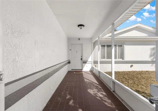 Photo 3 of Single family home for sale at 6115 Sw 104th Street, Ocala, FL 34476 | MLS# OM717510 | Listing updated on 2026-08-07