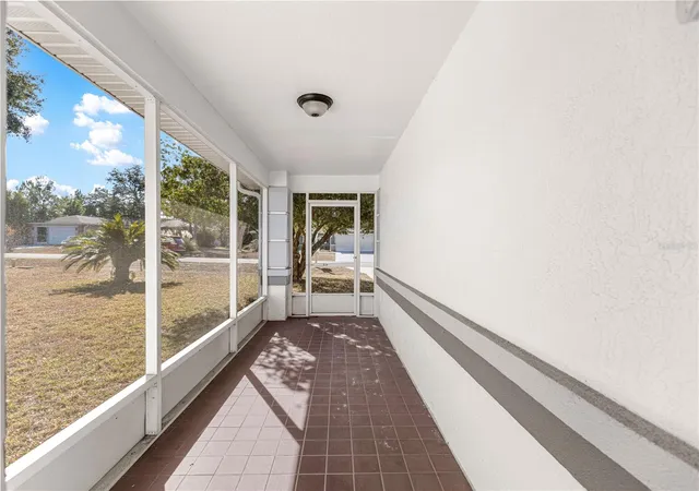 Photo 3 of Single family home for sale at 6115 SW 104th Street, Ocala, FL 34476 | MLS# OM717510 | Listing updated on 2026-08-07