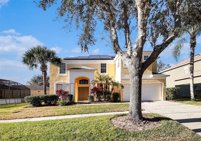Photo 2 of Sale Pending at 8520 La Isla Dr, Kissimmee, FL 34747 | MLS# O6377229 | Listing updated on 2026-09-21