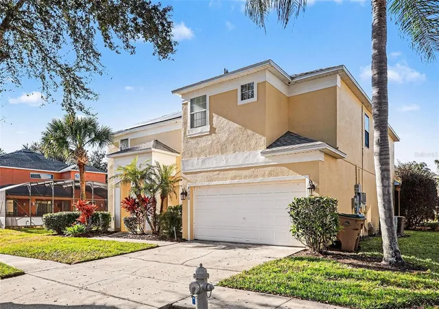 Photo 3 of Sale Pending at 8520 La Isla Dr, Kissimmee, FL 34747 | MLS# O6377229 | Listing updated on 2026-09-21