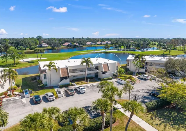 Photo 1 of Condo for sale at 7193 W Country Clb Dr N #237, Sarasota, FL 34243 | MLS# A4680028 | Listing updated on 2026-10-02