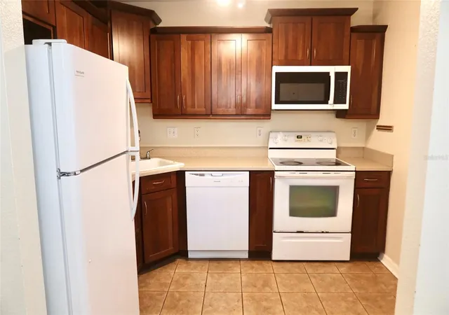 4th image of 2704 Nw 1St Ave, Gainesville, FL 32607 | MLS# GC536965