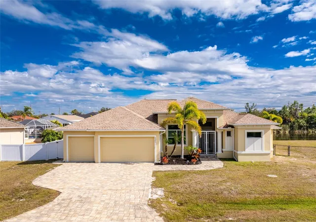 Photo 2 of Single family home for sale at 9386 Arrid Cir, Port Charlotte, FL 33981 | MLS# D6145864 | Listing updated on 2026-07-29