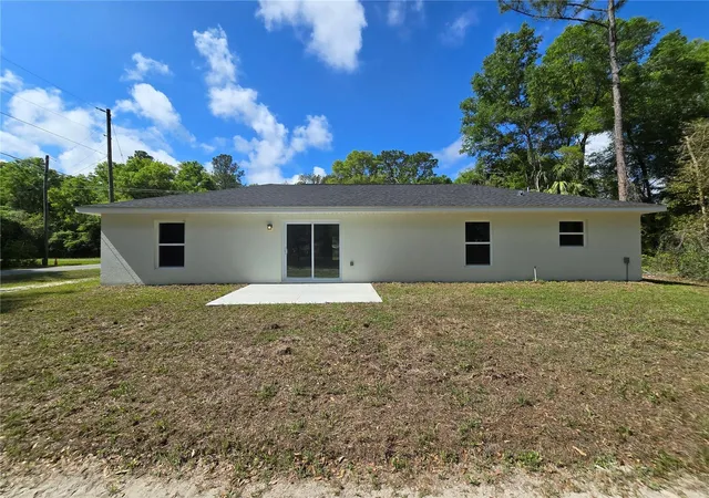 Photo 3 of Single family home for sale at 131 Fisher Rd, Ocklawaha, FL 32179 | MLS# OM717563 | Listing updated on 2026-08-28