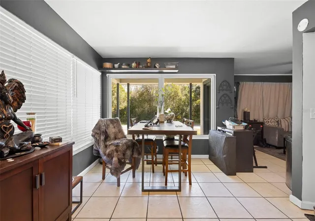 Photo 4 of Single family home for sale at 1552 Zinnia Dr, Deltona, FL 32725 | MLS# O6377470 | Listing updated on 2026-10-09