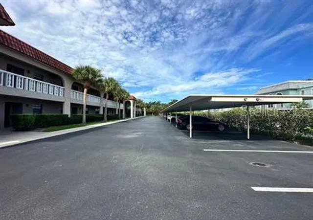 2nd image of 1750 Belleair Forest Dr #A8, Belleair, FL 33756 | MLS# TB8469736
