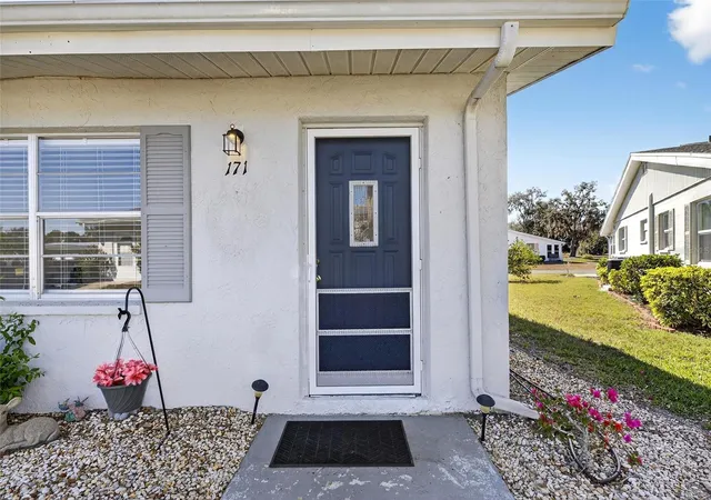 3rd image of 301 Andover Pl S #171, Sun City Center, FL 33573 | MLS# TB8469773