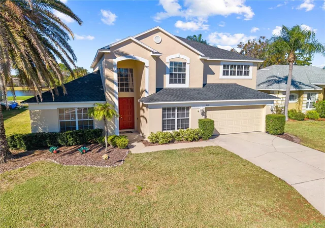 Photo 3 of Single family home for sale at 1020 Golf Crse Pkwy, Davenport, FL 33837 | MLS# O6377643 | Listing updated on 2026-08-26