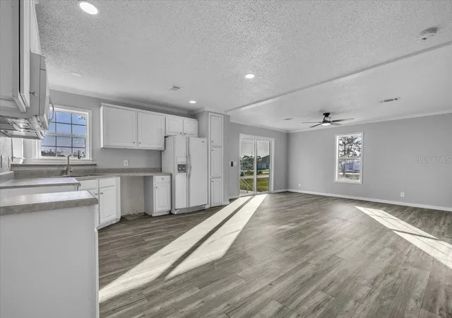 Photo 3 of Manufactured home for sale at 2610 Clyde Ave, Punta Gorda, FL 33950 | MLS# C7521076 | Listing updated on 2026-08-31