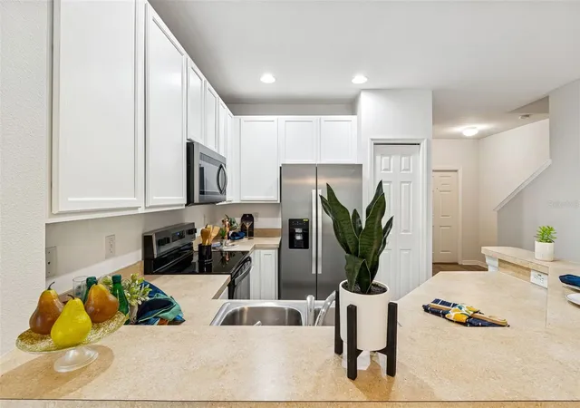 Photo 3 of Townhouse for sale at 20461 Berrywood Ln, Tampa, FL 33647 | MLS# TB8469836 | Listing updated on 2026-09-12