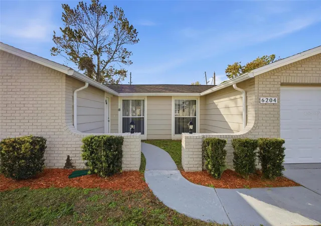 Photo 2 of Single family home for sale at 6204 Westport Dr, Port Richey, FL 34668 | MLS# TB8469839 | Listing updated on 2026-10-20
