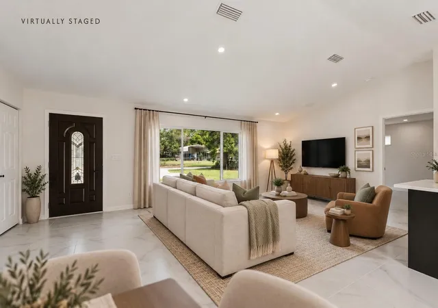 Photo 3 of Single family home for sale at 2544 N Arrowhead Rd, Avon Park, FL 33825 | MLS# S5142686 | Listing updated on 2026-10-03