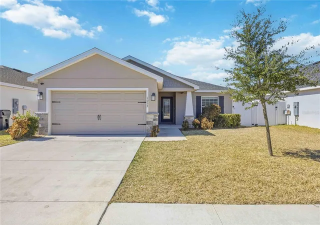 Photo 1 of Single family home for sale at 1035 Tropea Ln, Auburndale, FL 33823 | MLS# S5142688 | Listing updated on 2026-09-01