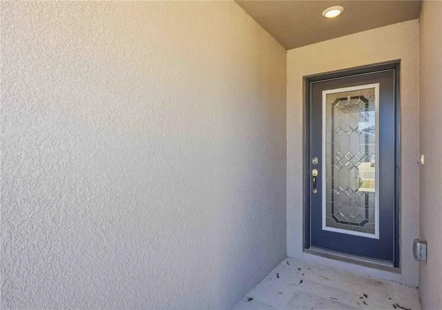 Photo 4 of Single family home for sale at 1035 Tropea Ln, Auburndale, FL 33823 | MLS# S5142688 | Listing updated on 2026-09-01