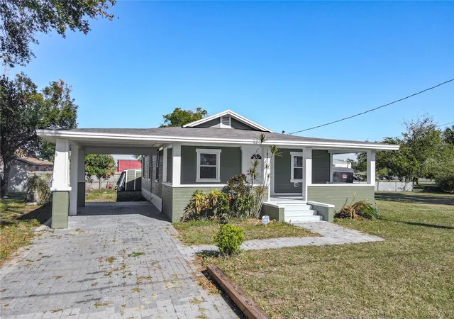 3rd image of 1223 Sycamore St, Lakeland, FL 33815 | MLS# L4958967