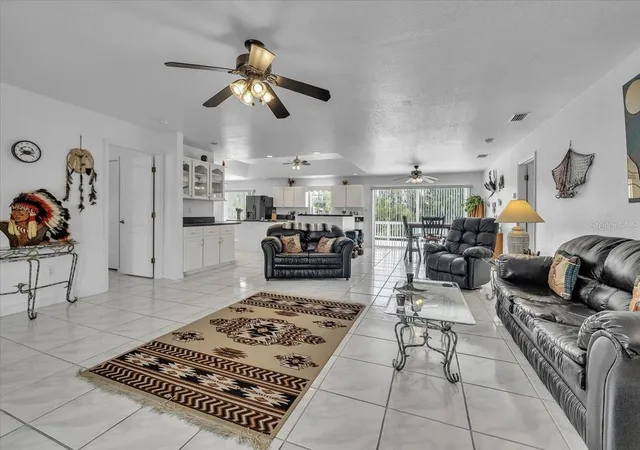 Photo 4 of Single family home for sale at 3900 Colony Ct, Punta Gorda, FL 33950 | MLS# C7521086 | Listing updated on 2026-08-31