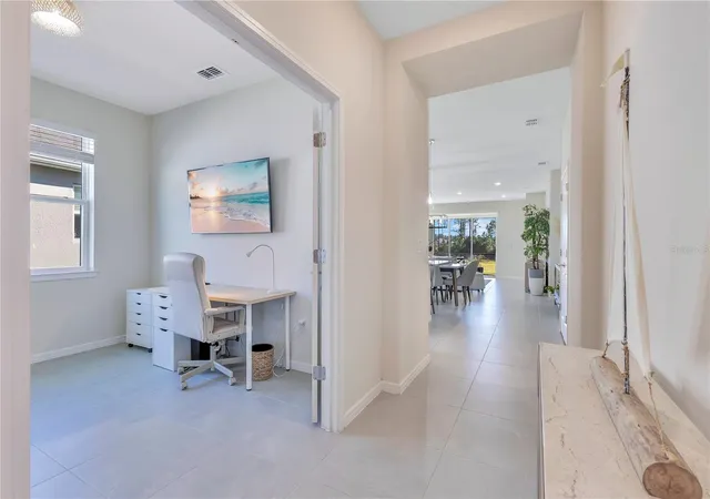 Photo 4 of House for sale at 2434 N Cliff Way, Saint Cloud, FL | MLS# L4958972 | Listing updated on 2026-08-31