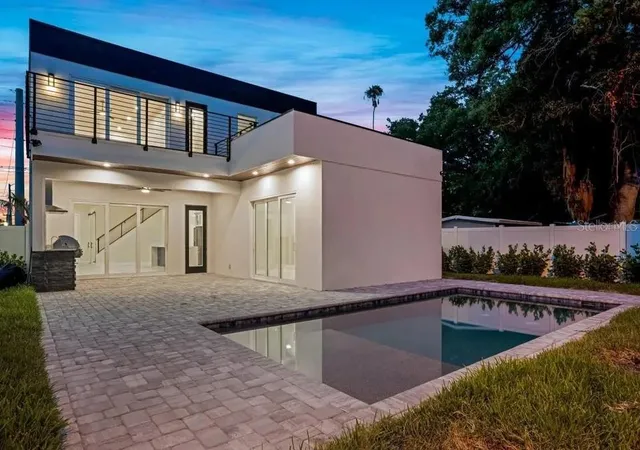 Photo 3 of Single family home for sale at 1156 Cocoanut Ave, Sarasota, FL 34236 | MLS# A4680261 | Listing updated on 2026-09-30
