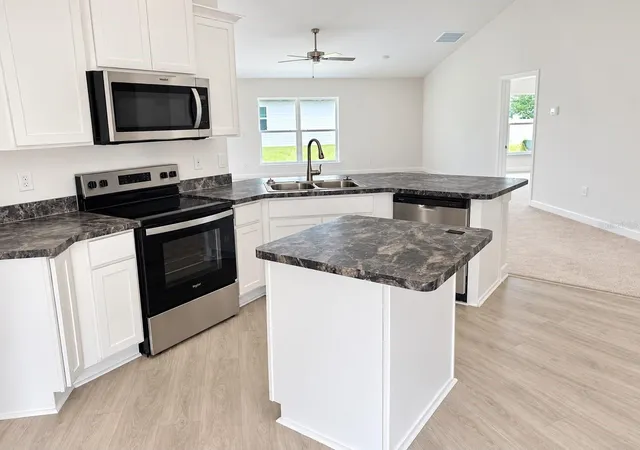 Photo 2 of Single family home for sale at 280 Hyacinth Ct, Kissimmee, FL 34759 | MLS# O6377753 | Listing updated on 2026-10-17