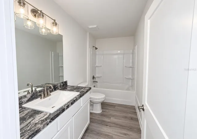 Photo 4 of Single family home for sale at 280 Hyacinth Ct, Kissimmee, FL 34759 | MLS# O6377753 | Listing updated on 2026-10-17