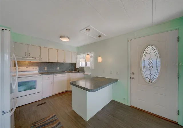4th image of 12501 Ulmerton Rd, Largo, FL 33774