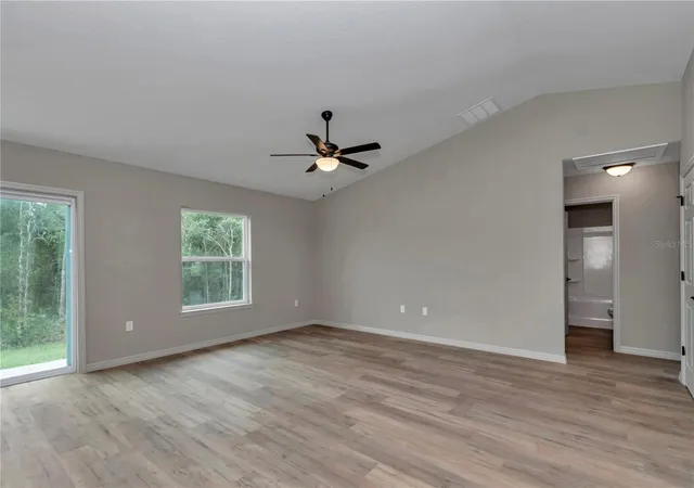 4th image of 18 Malauka Lane Ct, Ocklawaha, FL 32179 | MLS# OM717643