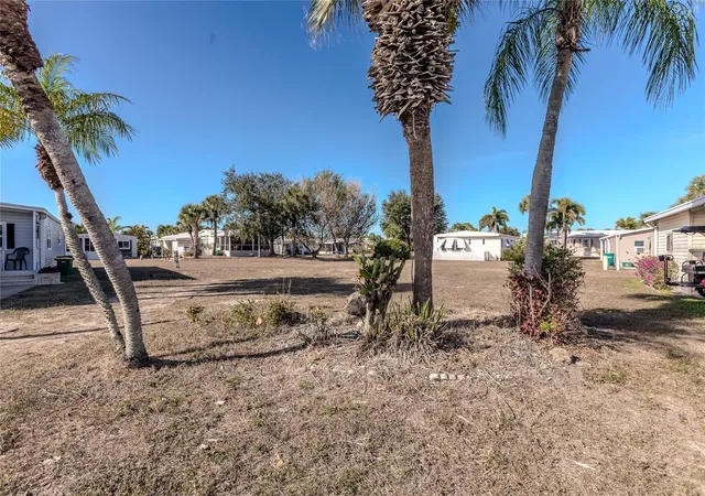 Photo 4 of Land for sale at 2100 Kings Hwy #1092, Punta Gorda, FL 33980 | MLS# C7521101 | Listing updated on 2026-10-22