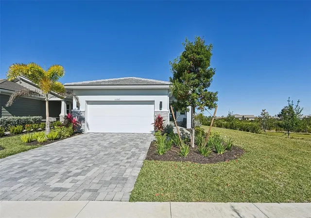 Photo 3 of Single family home for sale at 11343 Boundless Ter, Venice, FL 34293 | MLS# N6142674 | Listing updated on 2026-10-04