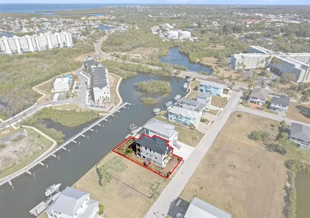 Photo 5 of Single family home for sale at 5815 Elisabethan Ln, New Port Richey, FL 34652 | MLS# W7882518 | Listing updated on 2026-08-14