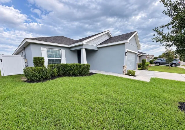 Photo 3 of Single family home for sale at 4098 Ruby Run, Haines City, FL 33844 | MLS# S5142723 | Listing updated on 2026-10-06