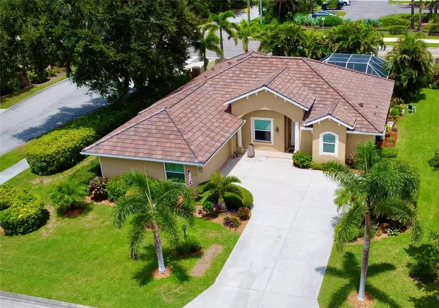 Homes for sale in Osprey, FL | 472 Park Trace Blvd, Osprey, FL 34229 | MLS# A4680326
