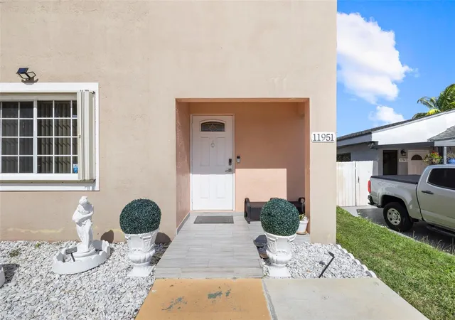 4th image of 11951 Sw 208Th Ter, Miami, FL 33177 | MLS# W7882526