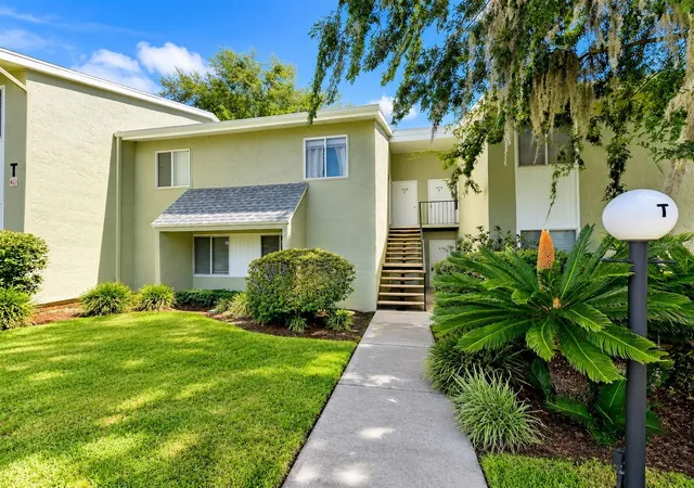 1st image of 568 Bahia Cir #B, Ocala, FL 34472 | MLS# O6377996