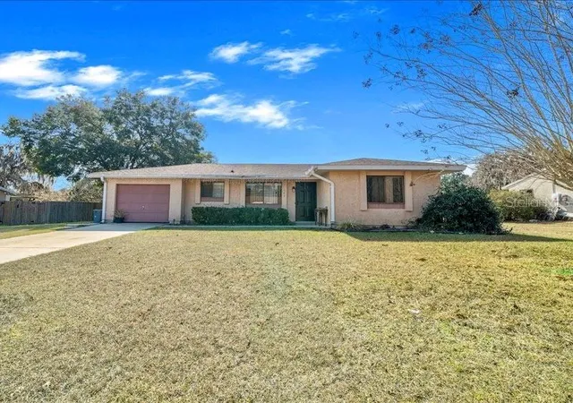 1st image of 543 Silver Course Ct, Ocala, FL 34472 | MLS# OM717699