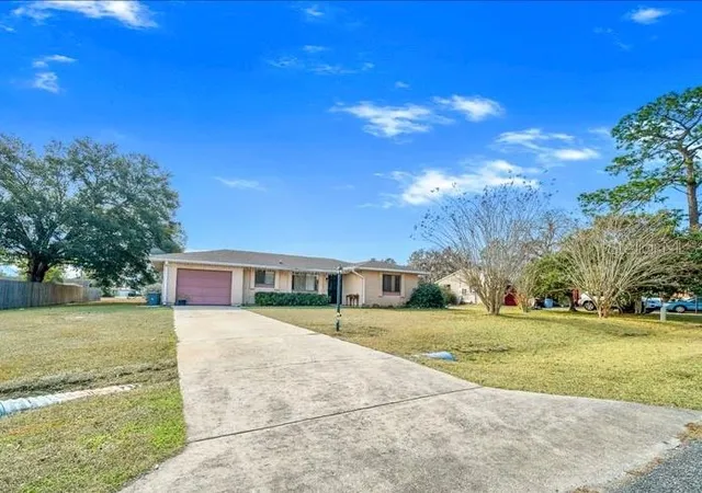 2nd image of 543 Silver Course Ct, Ocala, FL 34472 | MLS# OM717699