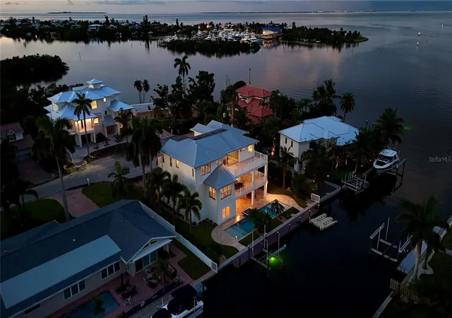 Photo 2 of Mansion for sale at 529 77th Street, Holmes Beach, FL 34217 | MLS# A4680377 | Listing updated on 2026-10-06